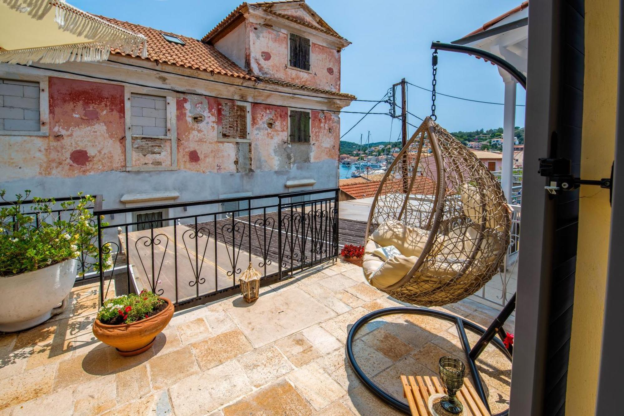 Апартаменти Marilu'S, Paxos Port House Ґайос Екстер'єр фото