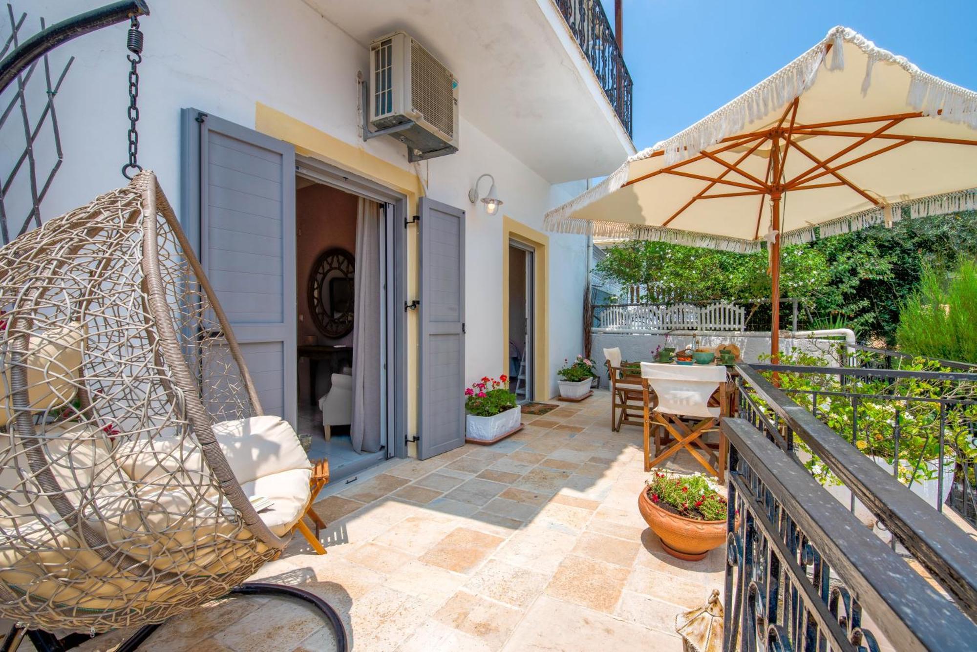 Апартаменти Marilu'S, Paxos Port House Ґайос Екстер'єр фото